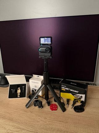 Cámara Insta360 GO 3S + Accesorios