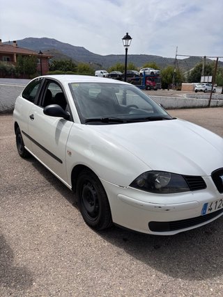 SEAT Ibiza 2004