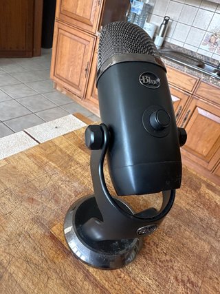 Micrófono Blue Yeti Negro