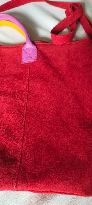 Bolso italiano de piel y ante rojo con asas multic