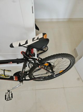 Bicicleta Montaña KTM Chicago Negra