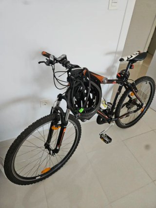 Bicicleta Montaña KTM Chicago Negra