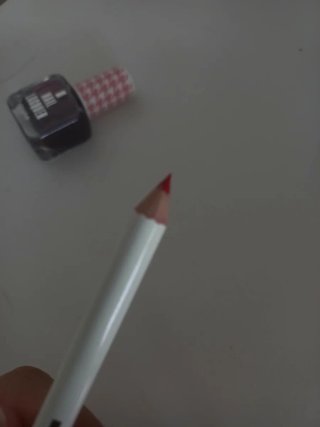 Set Maquillaje Deliplus: Pintalabios + Perfilador