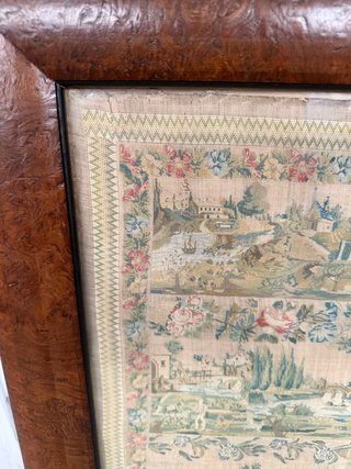 Cuadro antiguo bordado perros y gatos