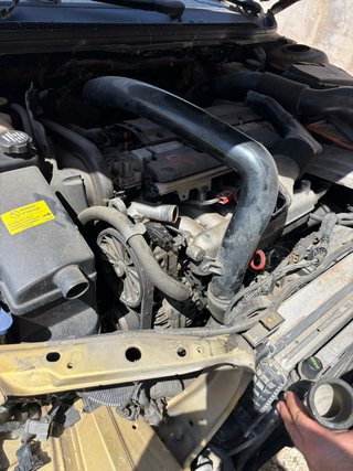 Radiador Volvo S60 y otras piezas
