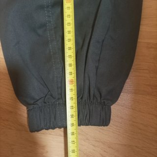 Pantalón  multi bolsillos verde oliva