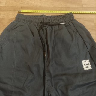 Pantalón  multi bolsillos verde oliva