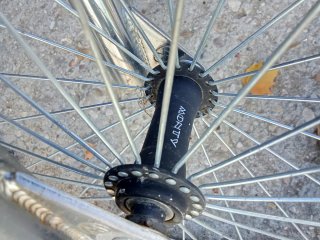 Bicicleta Monty para restaurar