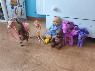 Conjunto di bambole e cavalli Barbie