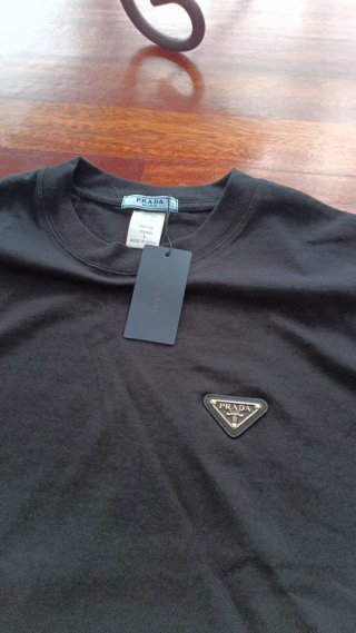 Camiseta Prada Negra