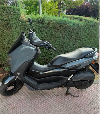 Yamaha NMAX 125 2021 Negra