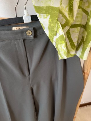 Conjunto Blusa y Pantalón y pendientes