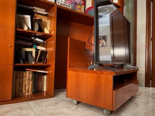 Mueble de comedor/salón de madera maciza