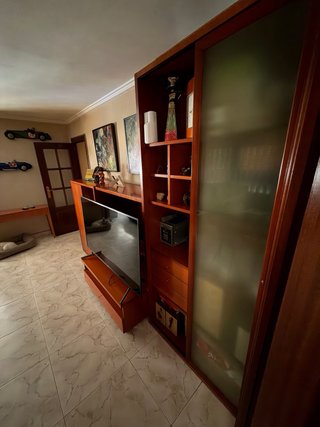 Mueble de comedor/salón de madera maciza