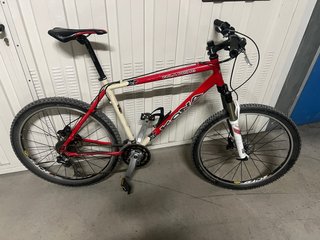 Bicicleta Kona Kula Primo 26