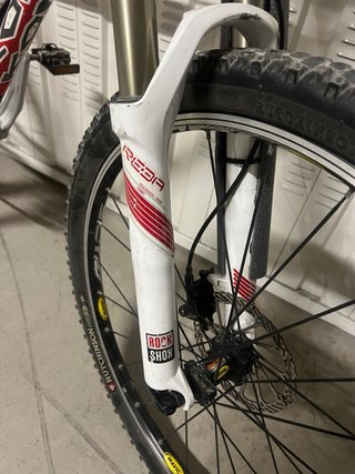Bicicleta Kona Kula Primo 26