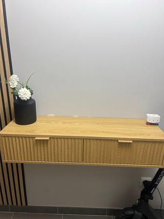 Aparador de madera para entrada