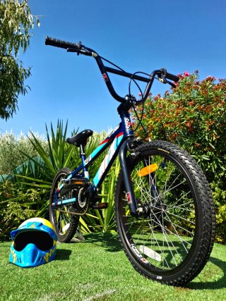 Bicicleta BMX GT Dyno