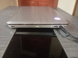 Ordenador HP Plata con Diseño