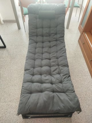 Se vende,( en mano)1'90 x68,plegada ocupa muy poco