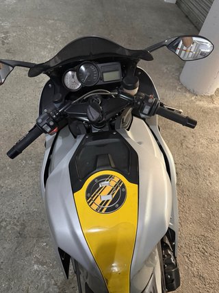 BMW K1200S con 67317km