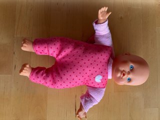Muñeca Nenuco 25 cm habla y hace sonidos
