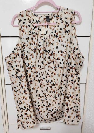 Blusa sin mangas estampada