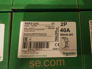 Interruptor Diferencial Schneider 40A R9R51240