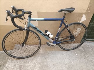 Bicicleta de carretera BH