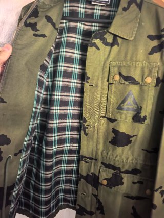 Chaqueta The Hundreds Camuflaje Militar