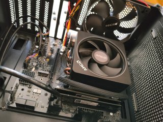 PC Gaming AMD Ryzen 5 5600 16GB DDR4 SIN GPU O SSD