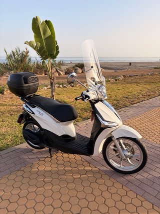 Piaggio Liberty 125 Scooter