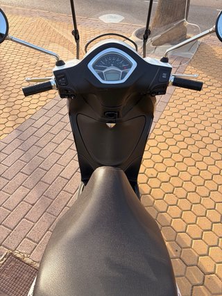 Piaggio Liberty 125 Scooter
