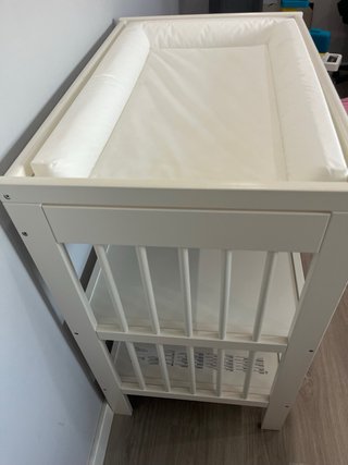 Cambiador IKEA GULLIVER con colchón
