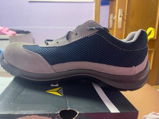 Zapatillas Deltaplus Seguridad Negro/Amarillo