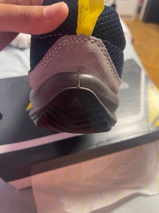 Zapatillas Deltaplus Seguridad Negro/Amarillo