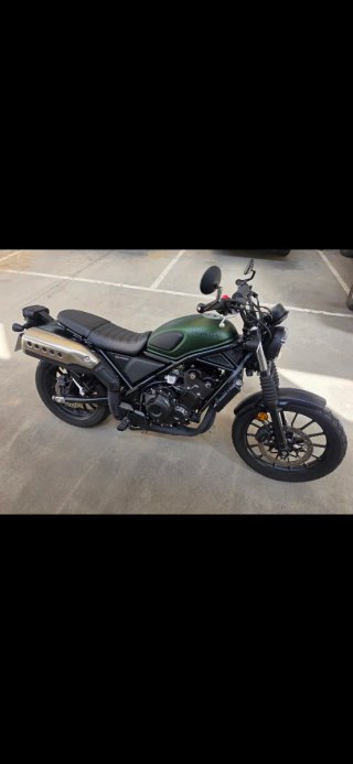 Honda CL 500 Verde.