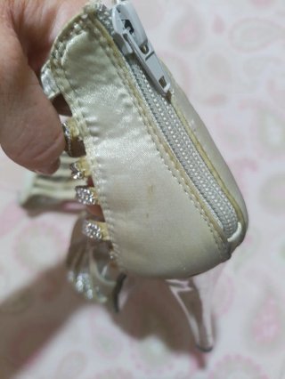 Zapatos de tacón N°35 dorados y plateados