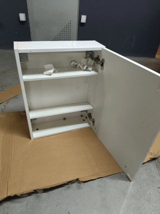 Mueble baño pequeño colgante blanco lacado