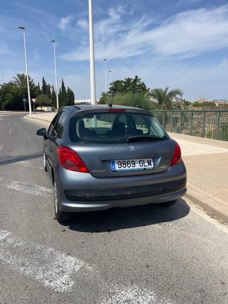 Peugeot 207 2009