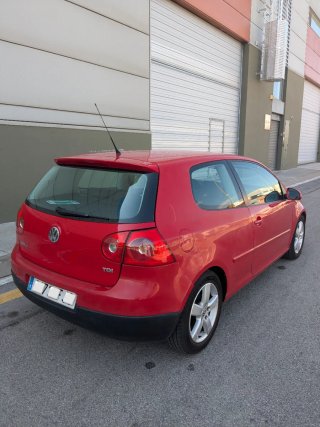 VW Golf 1.9TDI 105cv