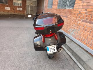 Honda Deauville 700 touring negra