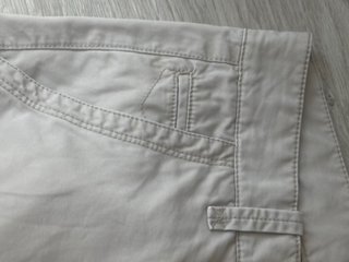 Pantalón beige