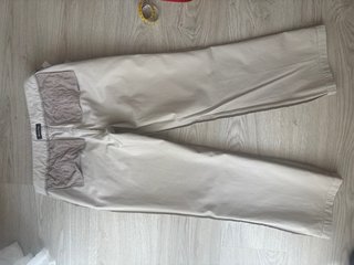 Pantalón beige