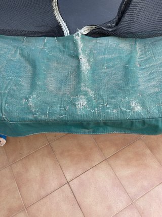 Cama elástica exterior con red