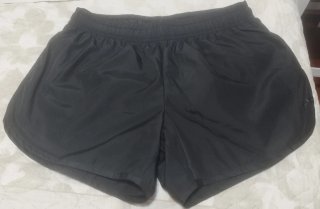 Pantalón corto running negro