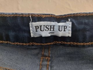 Pantalón Pitillo Vaquero con Cordones