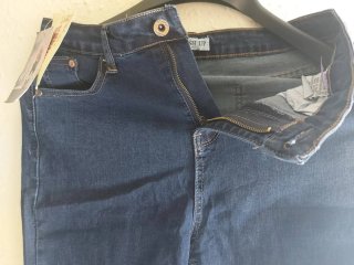 Pantalón Pitillo Vaquero con Cordones
