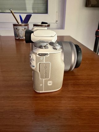 Canon EOS M50 Blanca + Pack Streamer/Vlogger