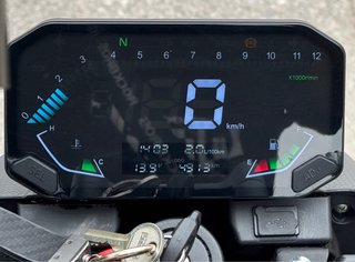 Voge 125r Negra - 5000 km